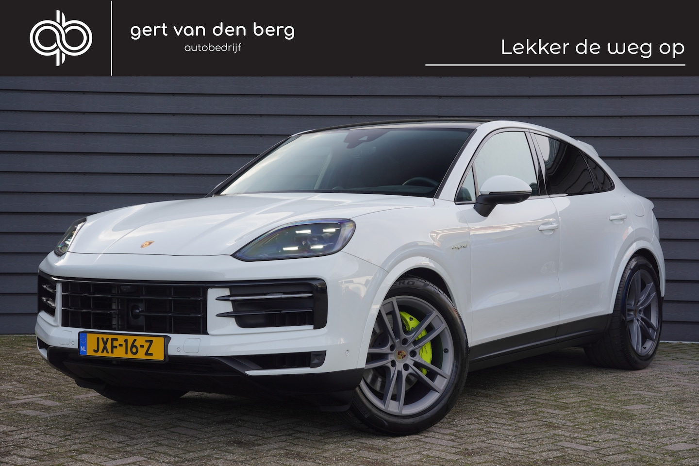 Porsche Cayenne Coupé - 3.0 E-Hybrid Black Edition - PANODAK - TREKHAAK - LUCHTVERING - BOSE - - AutoWereld.nl