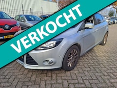 Ford Focus - 1.0 EcoBoost Titanium (start niet)