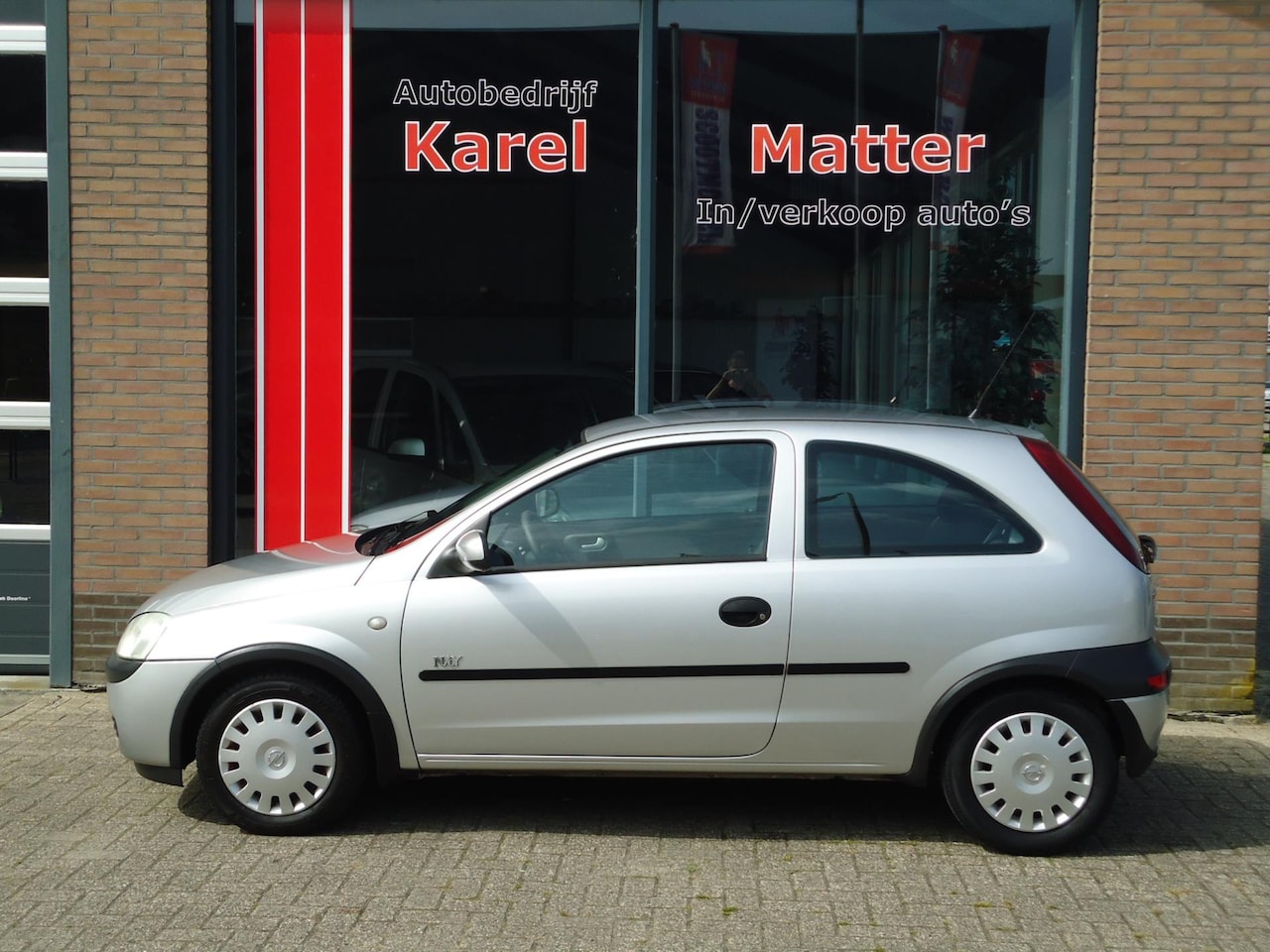 Opel Corsa - 1.2-16V Njoy *NETTE AUTO* *APK T/M 28-8-2026* - AutoWereld.nl