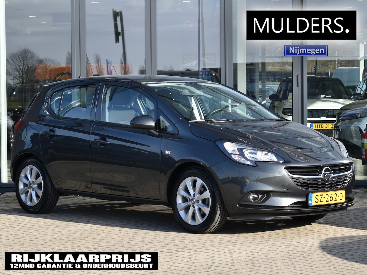 Opel Corsa - 1.4 Favourite | Cruise / Airco / LMV - AutoWereld.nl
