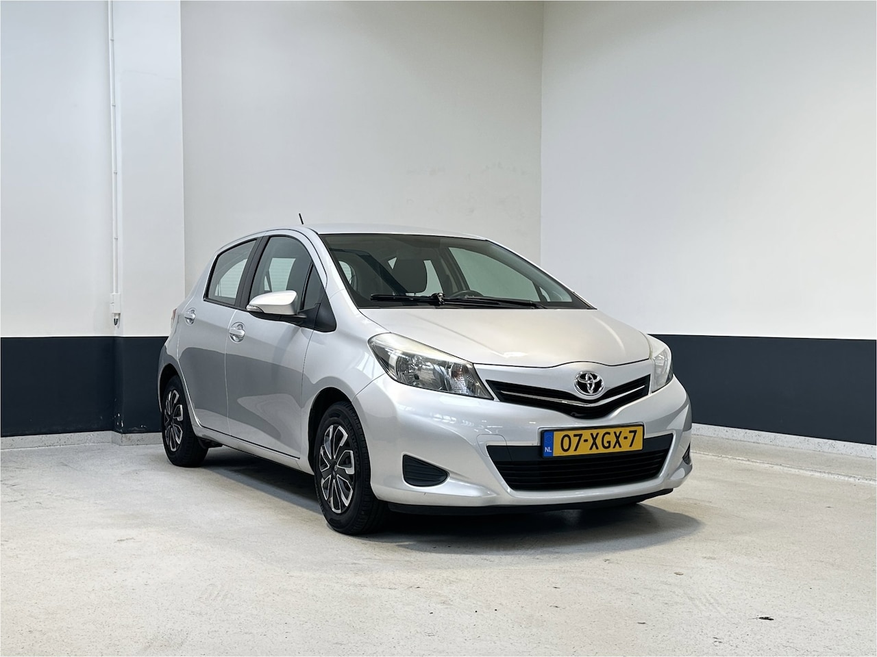 Toyota Yaris - 1.0 VVT-i Aspiration |Airco | Camera | NL | - AutoWereld.nl