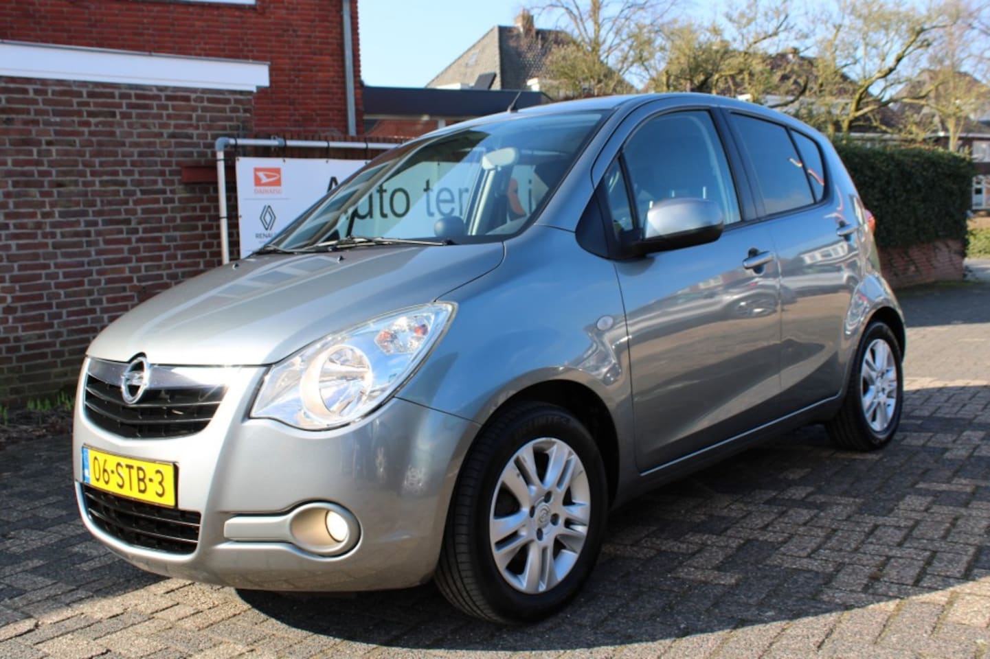 Opel Agila - 1.0 12V Edition slechts 39.834 km! - AutoWereld.nl