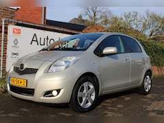 Daihatsu Charade - 1.3i 16V Club AUTOMAAT (als Toyota Yaris)