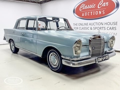 Mercedes-Benz 230 - 230S - ONLINE AUCTION