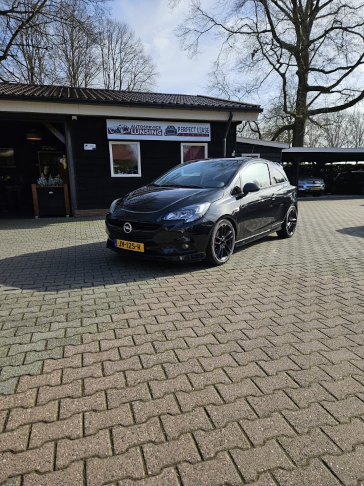 Opel Corsa - 1.0 Turbo Black Edition OPC Line - stuurverwarming Navi - AutoWereld.nl