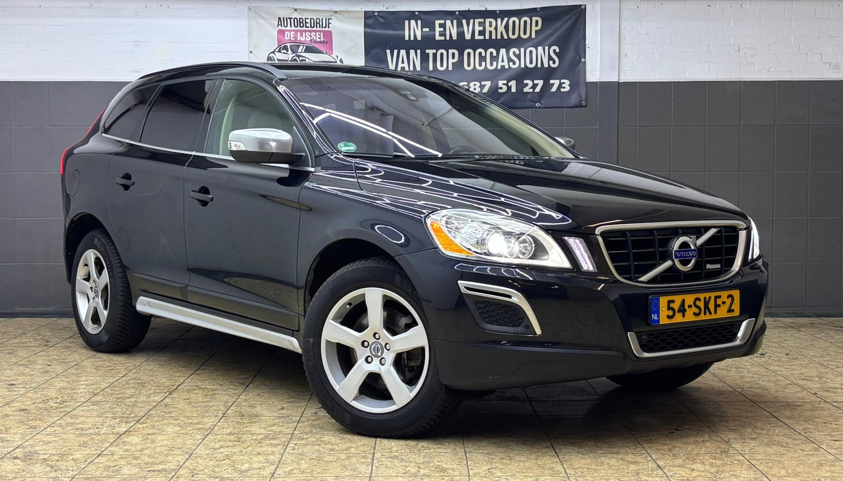 Volvo XC60 - 2.0 T5 R-Design / 1STE Eigen /Dealer O.H /TOP STAAT - AutoWereld.nl