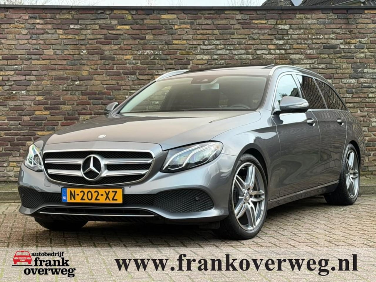 Mercedes-Benz E-klasse - 200 BUSINESS Solution Automaat 19 Inch Trekhaak - AutoWereld.nl