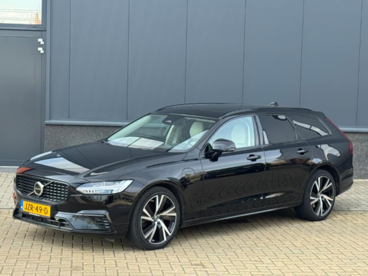 Volvo V90 - T-6 Hybrid Plug-in Ultimate Bright - AutoWereld.nl