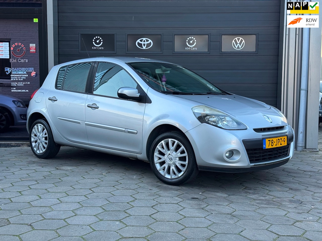 Renault Clio - 1.2 TCe Sélection Business Sport - 2e Eigenaar - AIRCO / Navi - NAP - - AutoWereld.nl