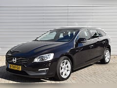 Volvo V60 - 1.6 D2 MOMENTUM / TREKHAAK / PDC / VOORRUIT VERW
