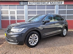 Volkswagen Tiguan - 1.5 TSI 150 Pk Highline Business Dsg-7 Alcantara, Panodak, Apple carplay