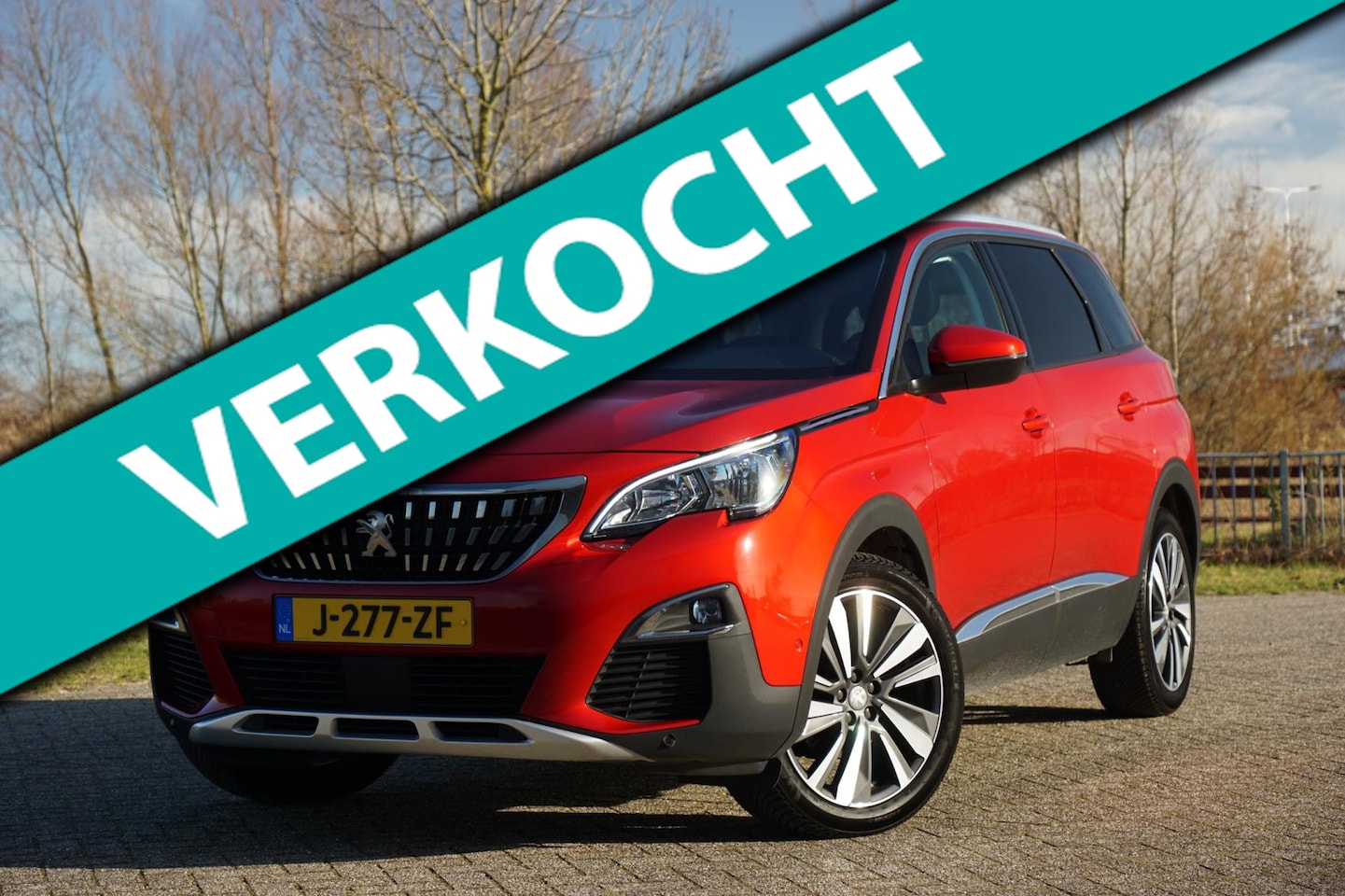 Peugeot 5008 - 1.2 PureTech 130pk Premium Avantage Automaat - Rouge Ultimate - Camera/Carplay/Cruise - AutoWereld.nl