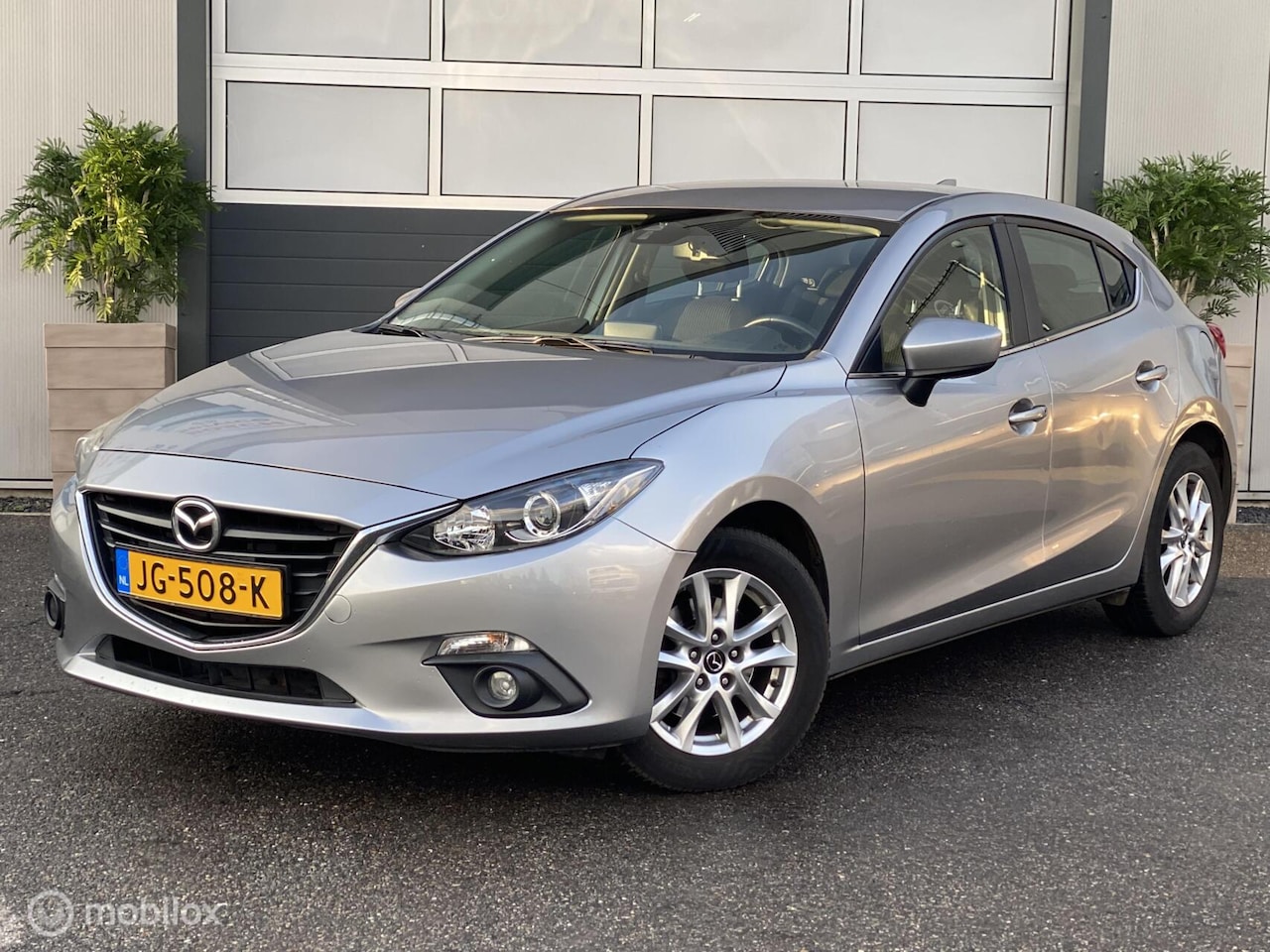 Mazda 3 - 2.0 TS |AUTOMAAT | NAP | AIRCO | - AutoWereld.nl