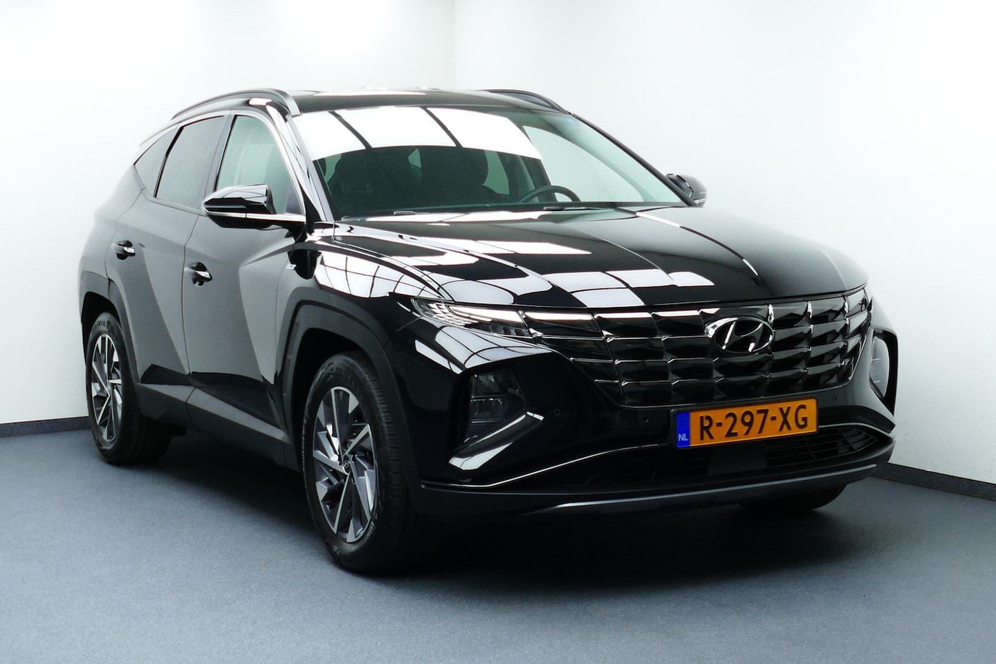 Hyundai Tucson - 1.6 T-GDI MHEV Comfort Smart. Camera, Adap Cruise, Stoel&StuurVerw, Navi, 19"LMV, Haak 165 - AutoWereld.nl