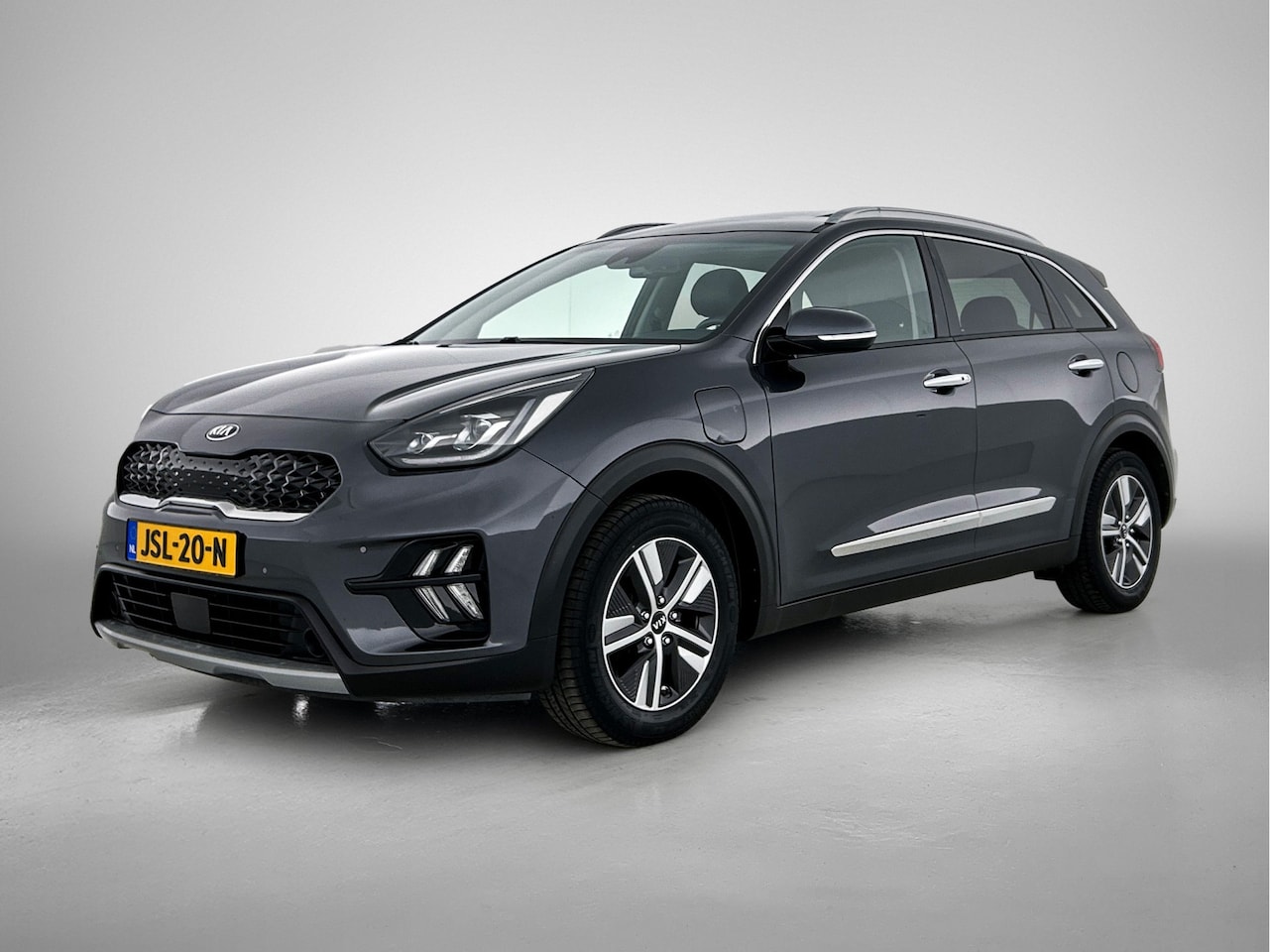 Kia Niro - 1.6 GDi PHEV ExecutiveLine Limited Glazenschuif/kanteldak | navigatie | Stuur/stoel verwar - AutoWereld.nl