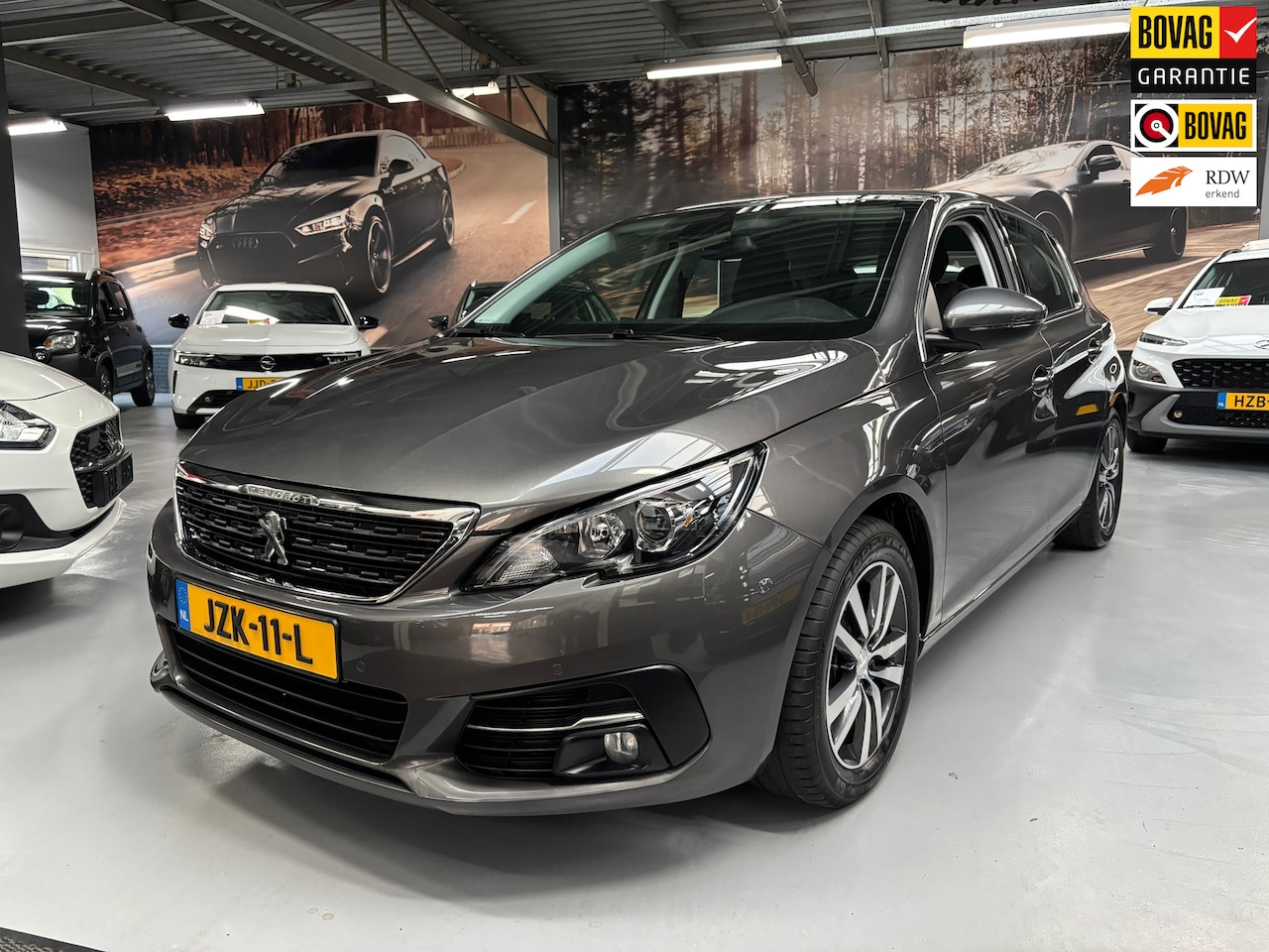 Peugeot 308 - 1.2 PureTech Allure / Carplay / 130Pk - AutoWereld.nl