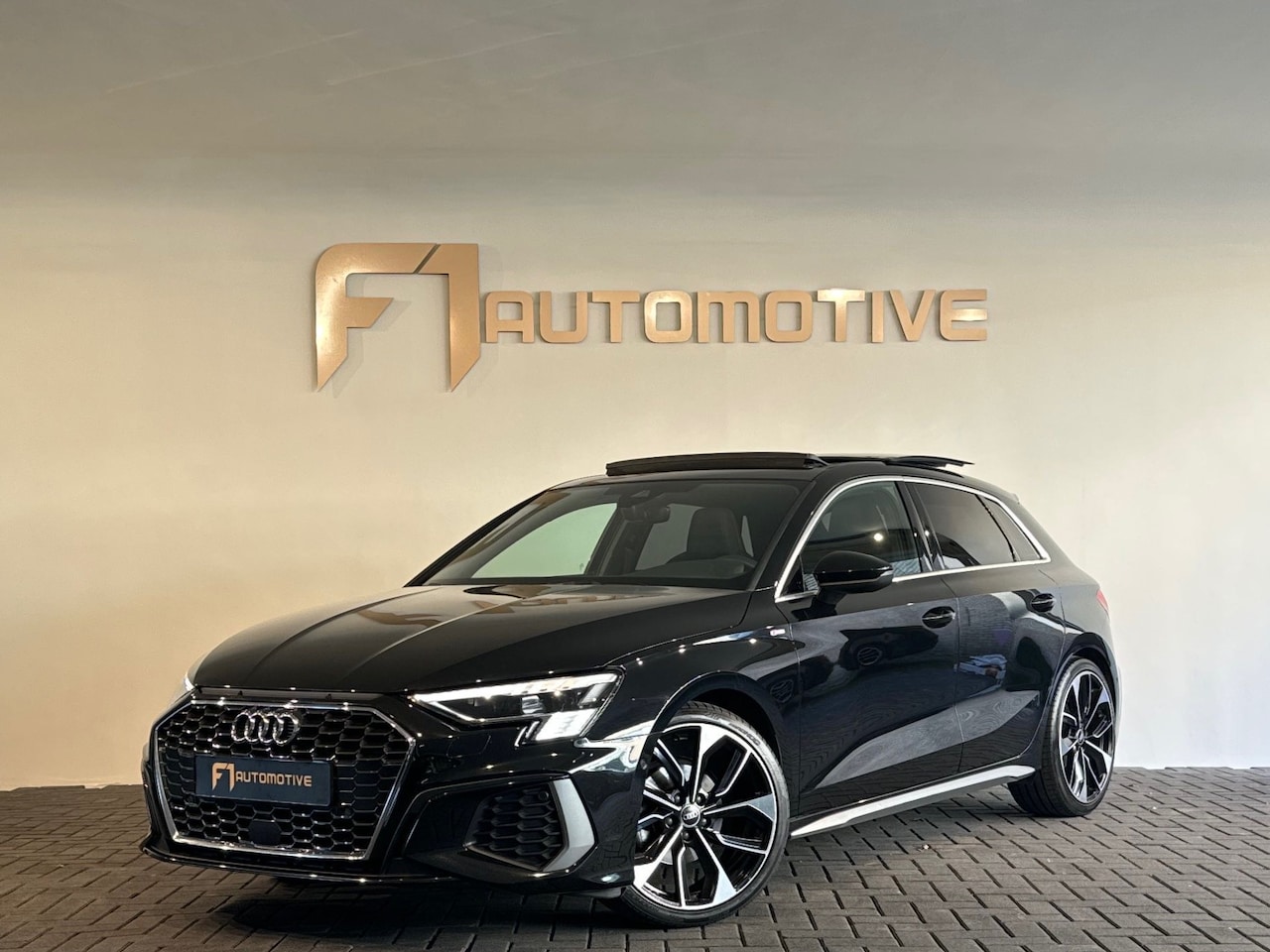 Audi A3 Sportback - 35 TFSI S Line Pano|Matrix|Sfeer|Keyless - AutoWereld.nl