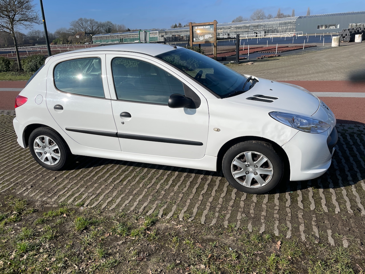 Peugeot 206 + - 1.1 XR - AutoWereld.nl