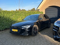 Audi A6 Avant - 45 TFSI S edition trekhaak, panoramadak, blackline