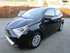 Toyota Aygo - 1.0 VVT-i x-play airco camera cv 1eig APK 2-2028