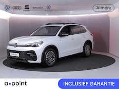 Volkswagen Tiguan - 1.5 eHybrid R-Line Edition 272 pk Automaat (DSG) | Navigatie | Panoramadak | Parkeersensor
