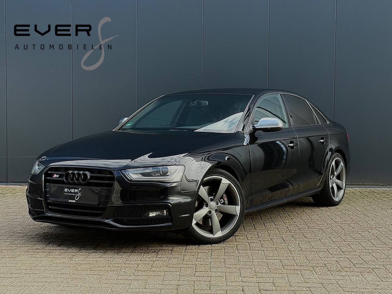 Audi S4 - Limousine 3.0 TFSI, 333PK, Quattro, Sport/Stoelen, Black/Optiek, Navigatie, Xenon, 19'LMV - AutoWereld.nl