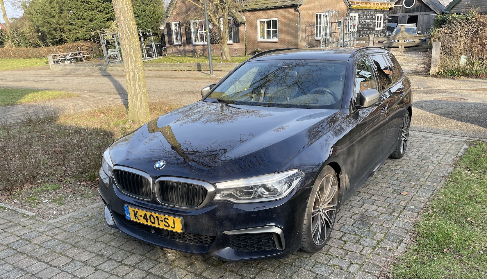 BMW 5-serie Touring - M550d xDrive High Executive Full options!!! Nieuwprijs € 170k - AutoWereld.nl