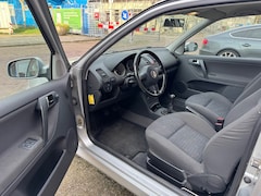 Volkswagen Polo - 1.4 Trendline
