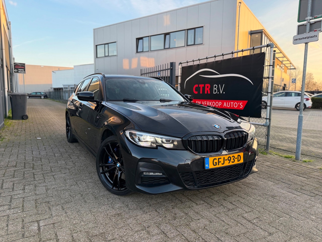 BMW 3-serie Touring - 330e xDrive M Sport (bj 2020) HuD|H&K|TREKH|XENON|360CAM|SFEER - AutoWereld.nl