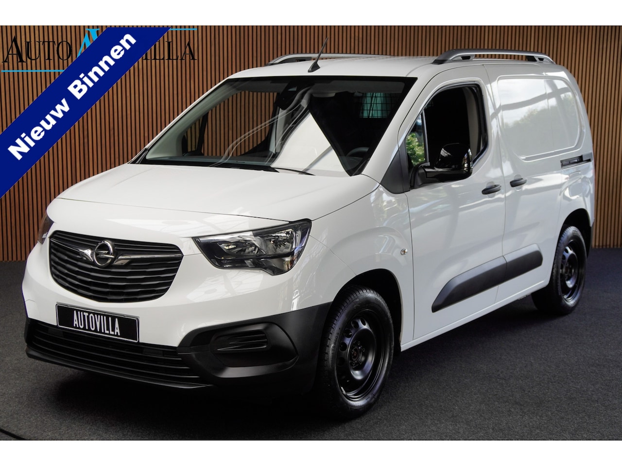 Opel Combo - Cargo 1.2 Turbo L1H1 Selection Navi Climate Cruise C. PDC Carplay Bluetooth 1x Schuifdeur - AutoWereld.nl