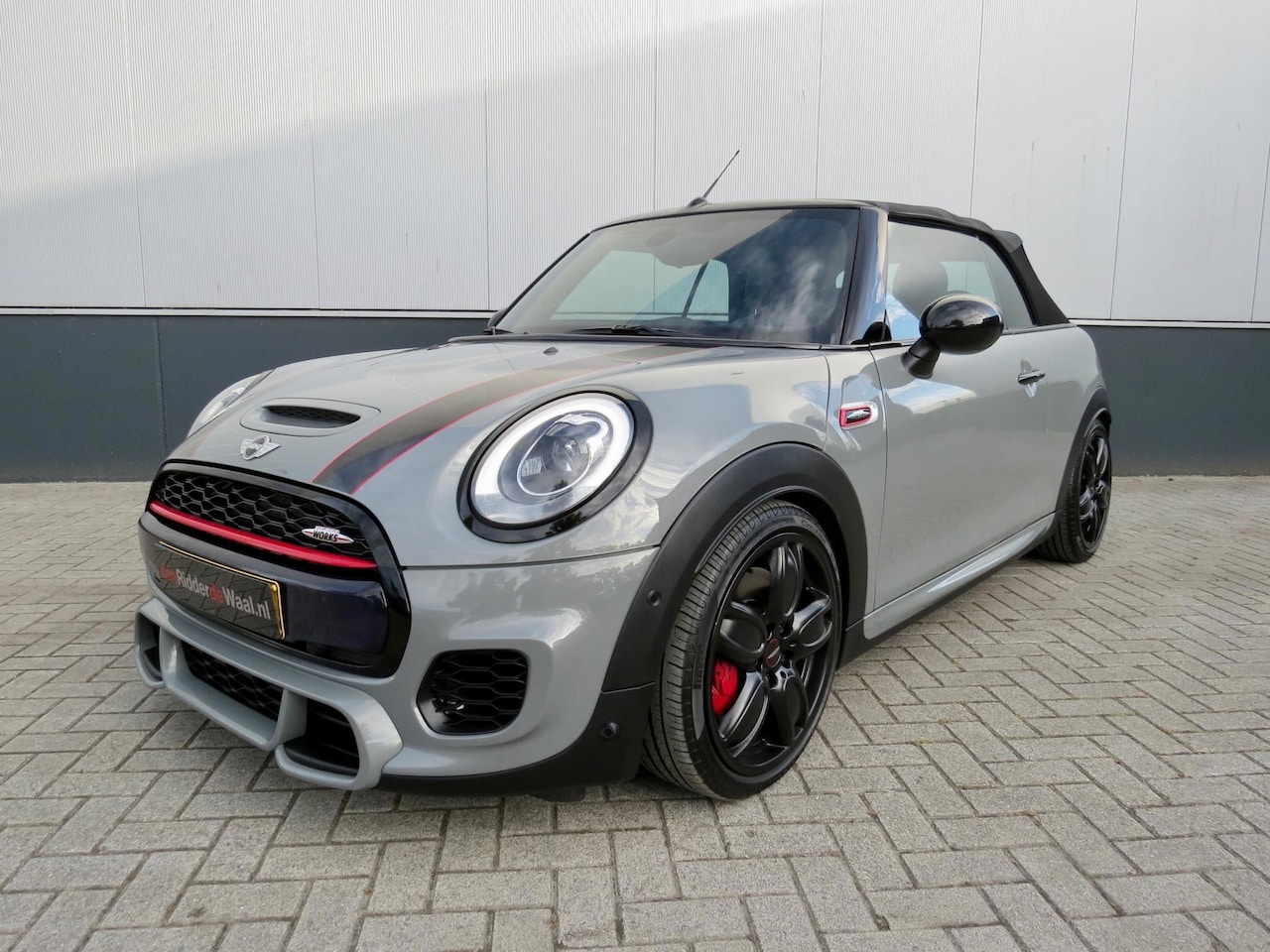 MINI Cabrio - 2.0 John Cooper Works*Automaat *231 PK *Uniek - AutoWereld.nl
