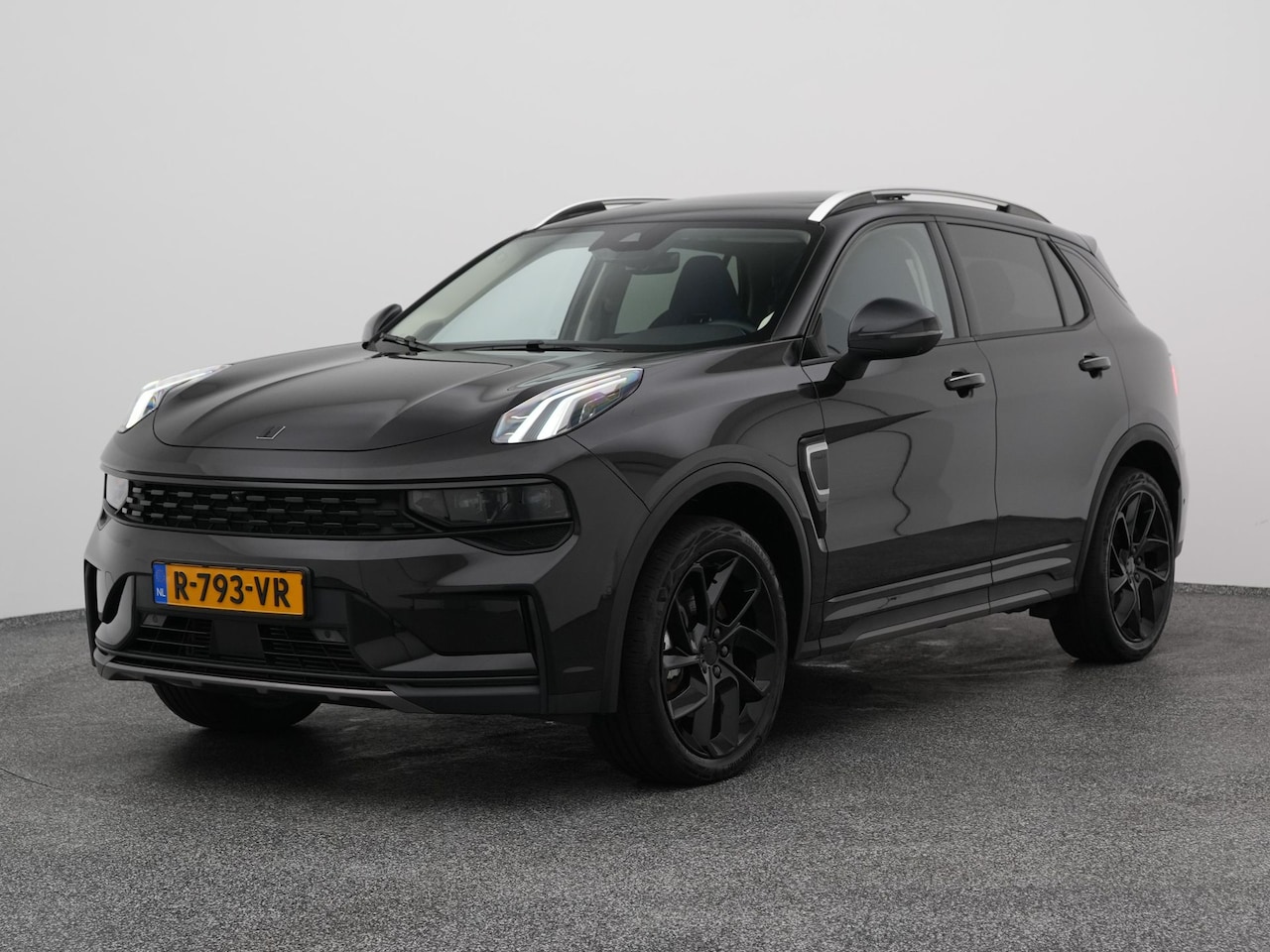 Lynk & Co 01 - 1.5 Plug-in Hybrid | 360° | BLACK | NLD AUTO - AutoWereld.nl