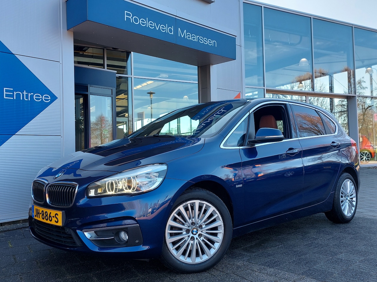 BMW 2-serie Active Tourer - 220i 192pk Automaat High Executive | Origineel NL | Navi | Clima | Cruise | Leder+Stoelver - AutoWereld.nl