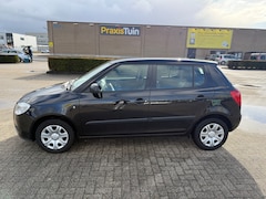 Skoda Fabia - 1.4-16V Ambiente