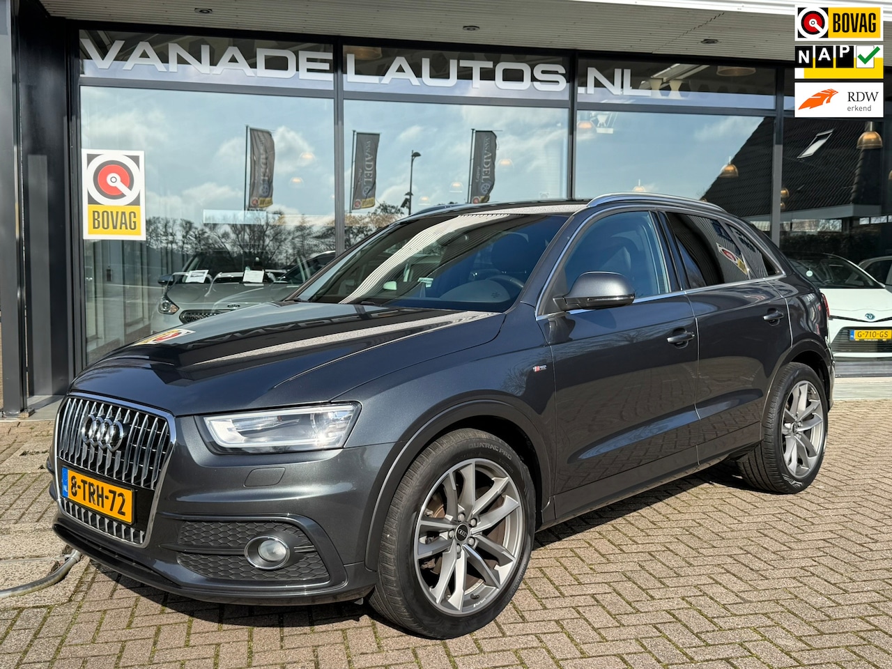 Audi Q3 - 1.4 TFSI Sport Edition Key-Less Navi Clima Cruise PDC NL-Auto NAP Dealer onderhouden! - AutoWereld.nl