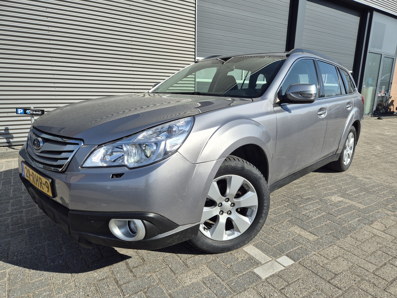 Subaru Outback - 2.5i Exclusive automaat leder 4x4 camera schuifdak zeer mooi grote beurt top staat iets we - AutoWereld.nl
