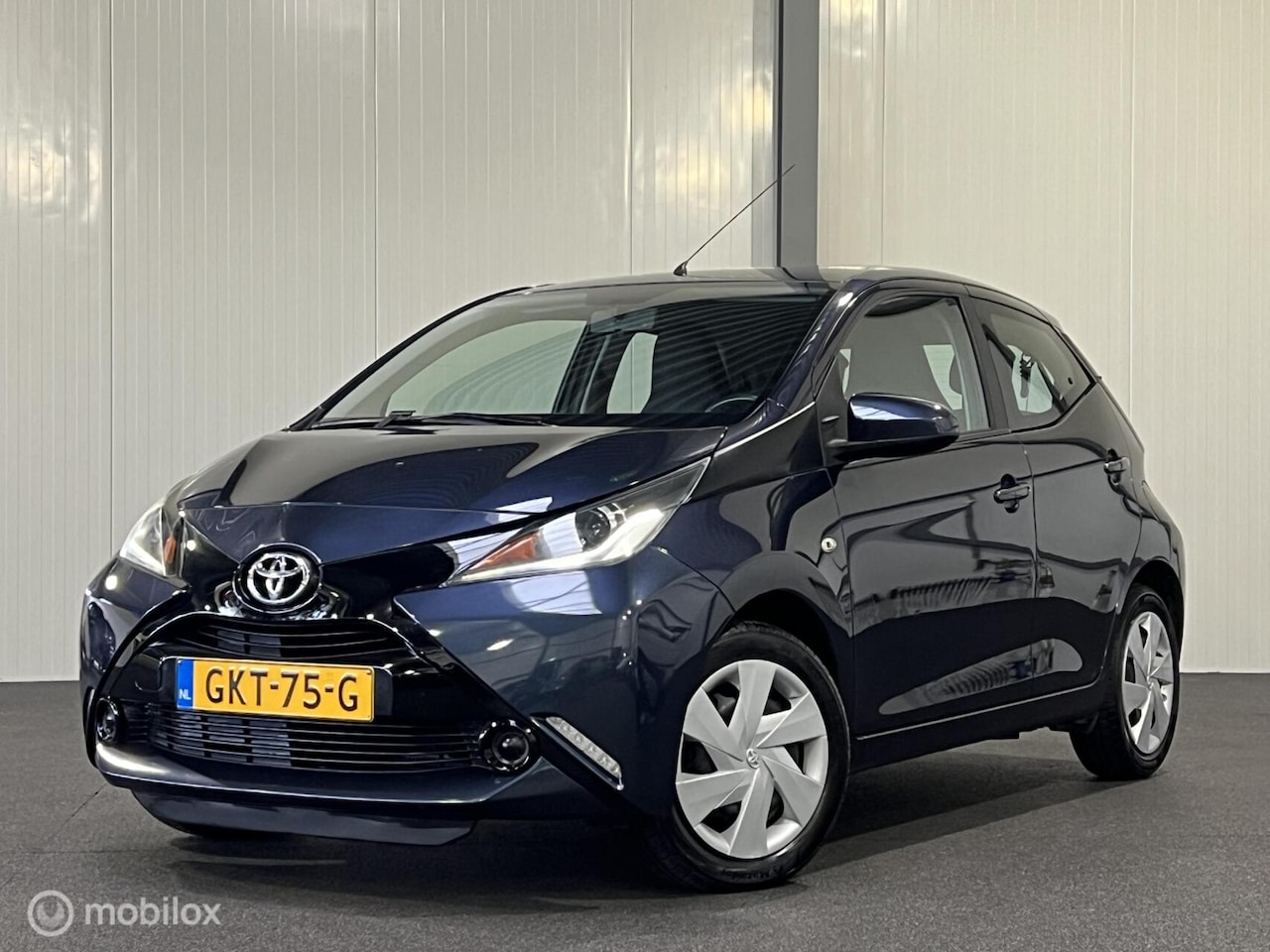 Toyota Aygo - 1.0 VVT-i x 5-drs [ Carpass historie compleet ] - AutoWereld.nl