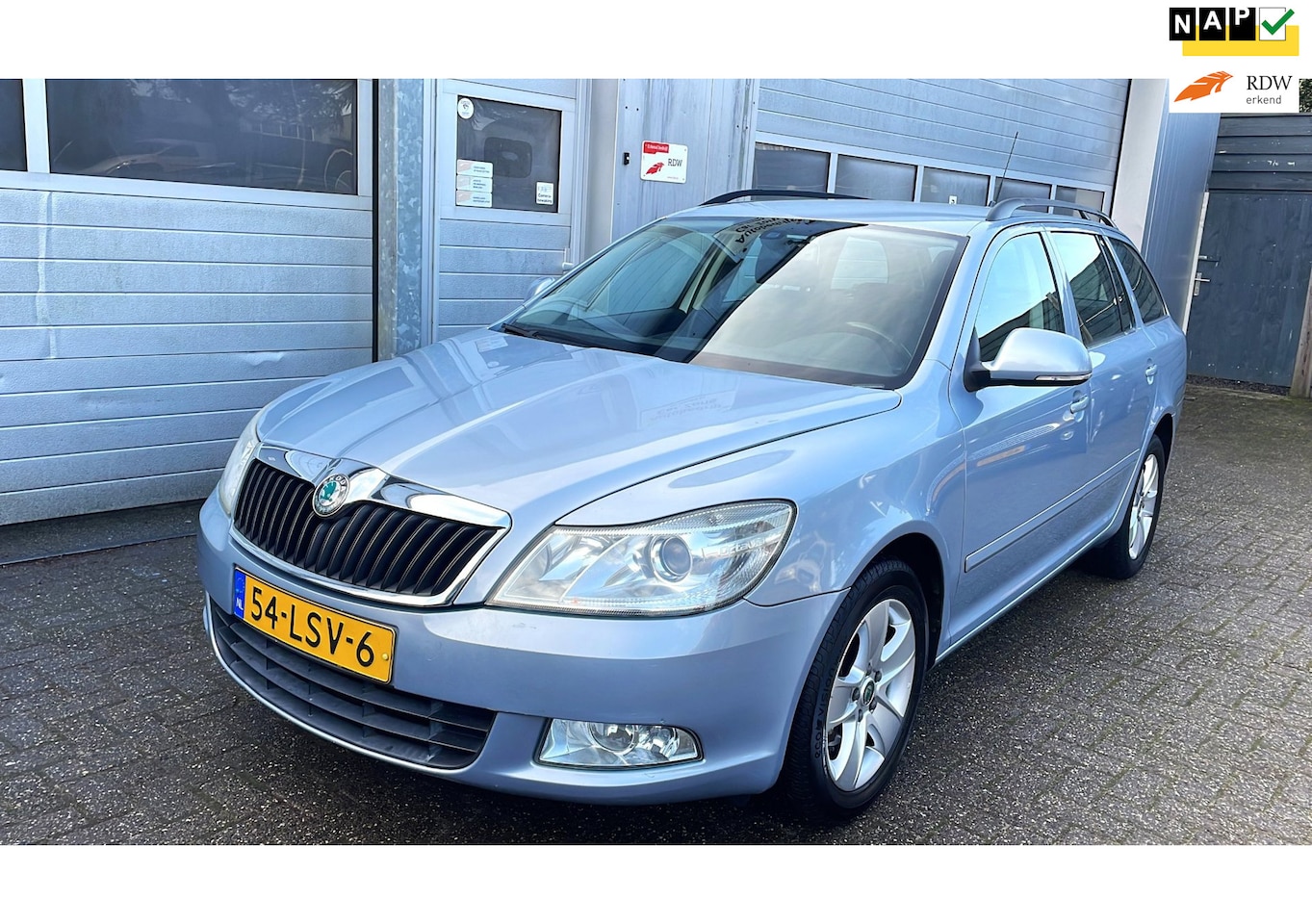 Skoda Octavia Combi - 1.8 TSI Ambition Business Line AUT 2010 - AutoWereld.nl