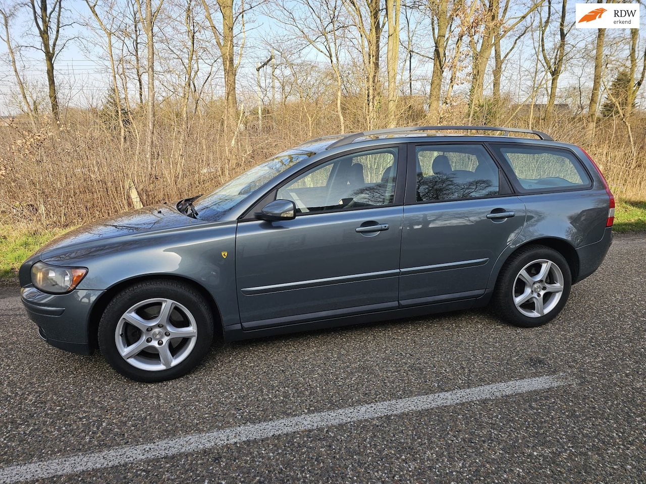 Volvo V50 - 2.4i 2.4i - AutoWereld.nl