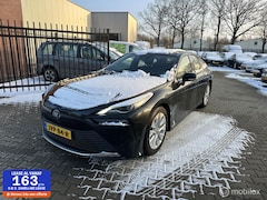Toyota Mirai - Dynamic