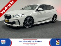 BMW 1-serie - 118i High Executive M-Sport | NAVI | HARMAN & KARDON | STOELVERWARMING | LEDEREN BEKLEDING