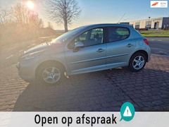 Peugeot 207 - 1.6 VTi XS