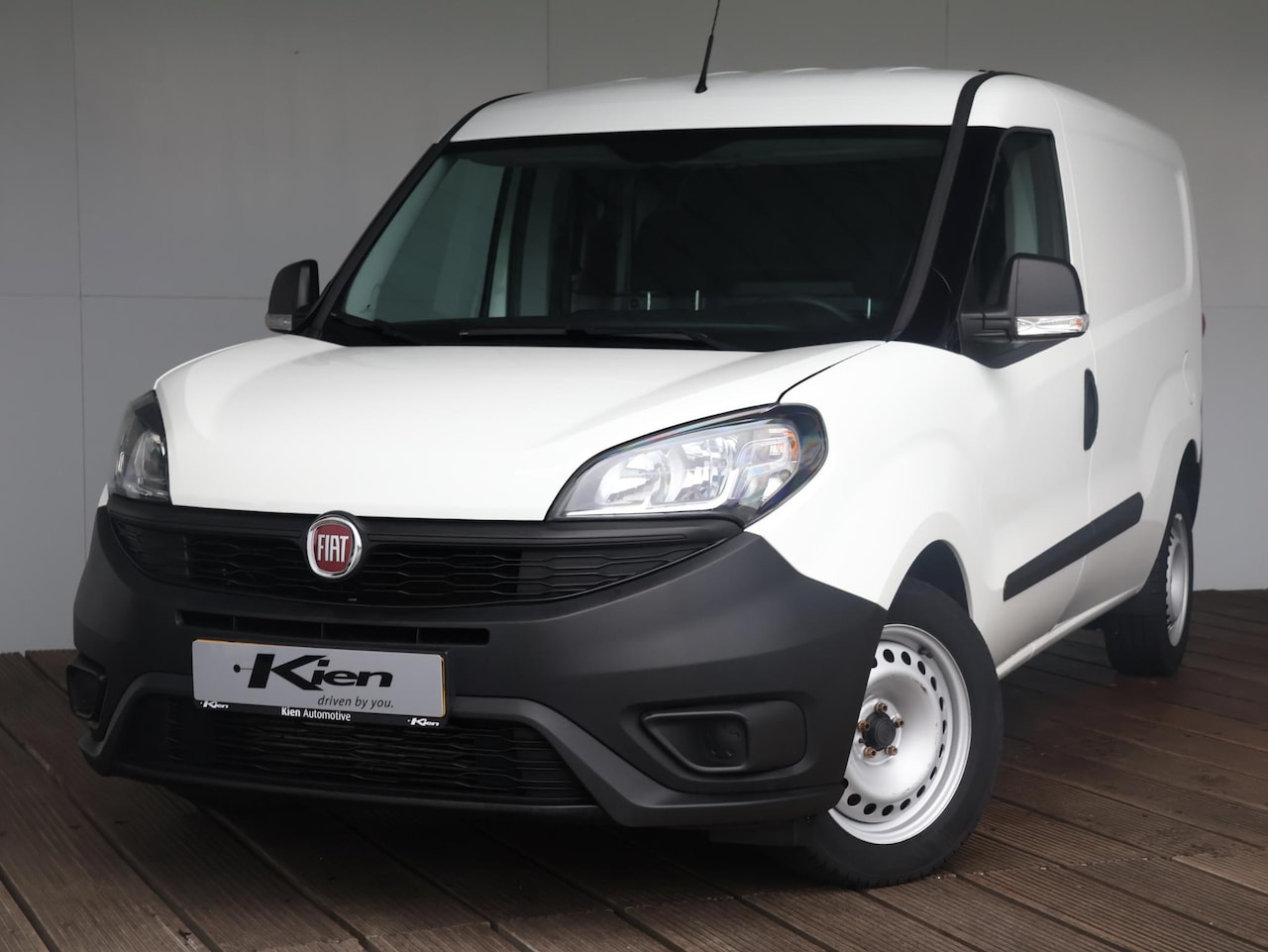 Fiat Doblò Cargo - 1.6 MJ L2H1 S Basis | Airco | Groot scherm | Lang - AutoWereld.nl