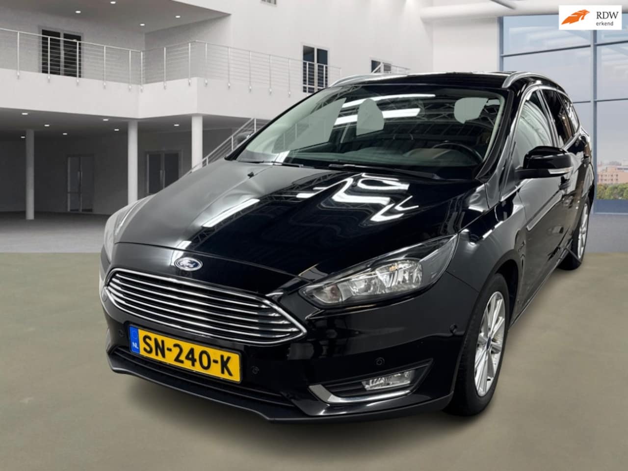 Ford Focus Wagon - 1.0 Trend|AUTOMAAT TOPSTAAT - AutoWereld.nl