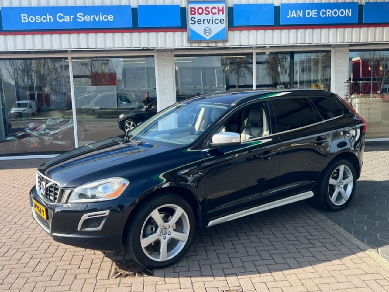 Volvo XC60 - 2.0T R-DESIGN 4x4 Geartronic NL auto #TOP - AutoWereld.nl