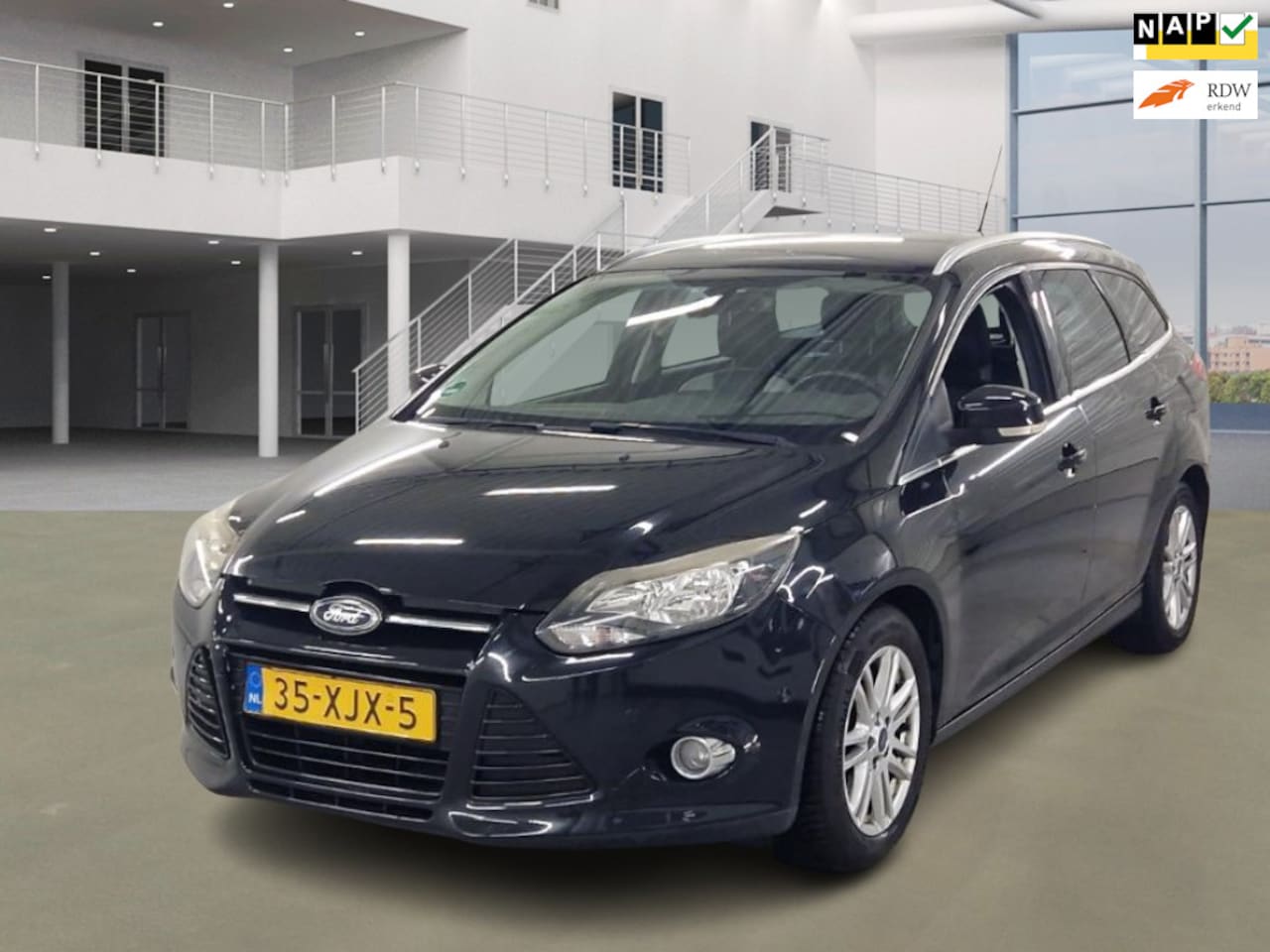 Ford Focus Wagon - 1.6 EcoBoost Lease Titanium 1.6 EcoBoost Lease Titanium - AutoWereld.nl