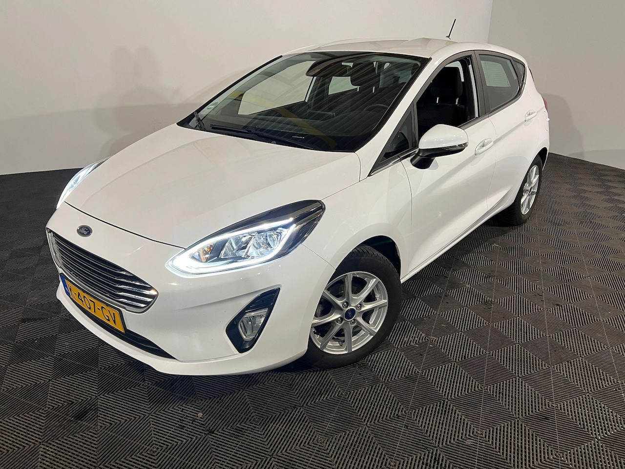 Ford Fiesta - 1.0 EcoBoost Titanium 1.0 EcoBoost Titanium - AutoWereld.nl