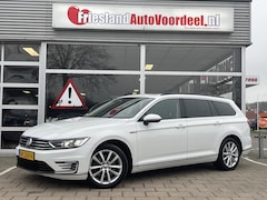 Volkswagen Passat Variant - 1.4 TSI GTE /Cruise/Clima/Panodak/Trekhaak/