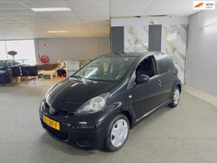 Toyota Aygo - 1.0-12V Access Apk Nieuw, Airco, E-Ramen, Navigatie, N.A.P, 5Deurs, 2 sleutels + facturen