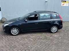 Hyundai i30 CW - 1.4i i-Motion